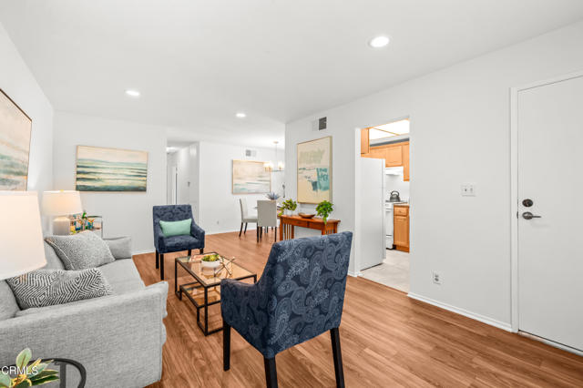 Detail Gallery Image 5 of 37 For 8780 1/2 Wyngate St, Sunland,  CA 91040 - 2 Beds | 1 Baths