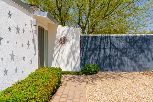 2845 E Wyman Drive, Palm Springs CA: https://media.crmls.org/mediaz/d12a7830-101f-45e0-8571-a943665bef6a.jpg