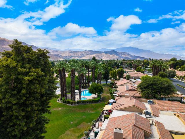 179 Gran, Palm Desert CA: https://media.crmls.org/mediaz/d12ae52a-d6ec-4282-bc3c-7c83e40b768d.jpg