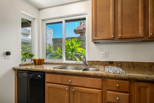 2488 Miramonte Circle W #C, Palm Springs, CA 92264
