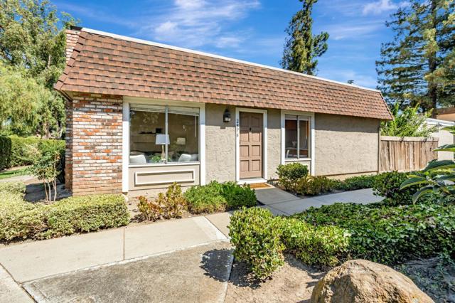 2876 Parkrow Lane, San Jose CA: https://media.crmls.org/mediaz/d12b5956-7550-4db5-a3e9-4d6aeeb97fbf.jpg