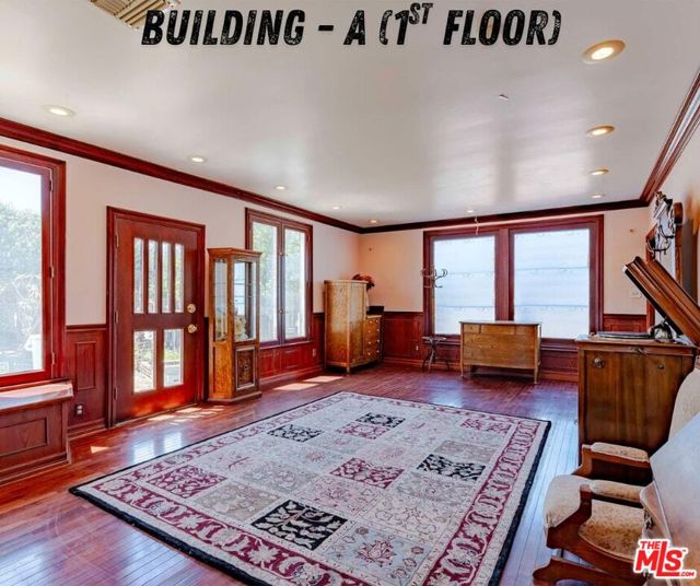 5706 Pioneer Boulevard, Whittier CA: https://media.crmls.org/mediaz/d12b941f-fc33-42d5-9224-651deded33b9.jpg