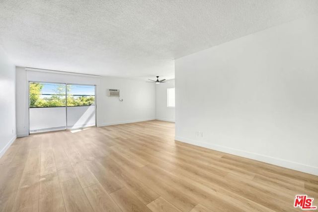 1140 N Ogden Drive, West Hollywood CA: https://media.crmls.org/mediaz/d12bee01-5af5-477f-8cce-94dc19e36a49.jpg