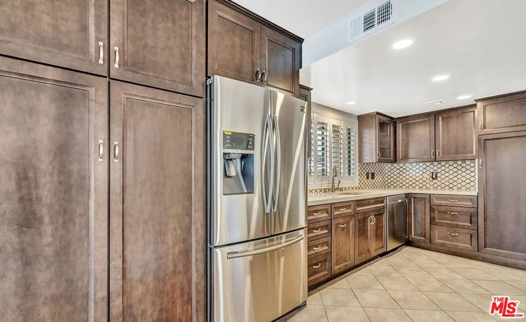 MLS #26863029 image #28