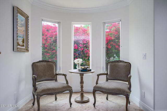 7111 Los Coyotes Place, Camarillo CA: https://media.crmls.org/mediaz/d12cb602-809c-4c13-a4e9-0697f579bac1.jpg