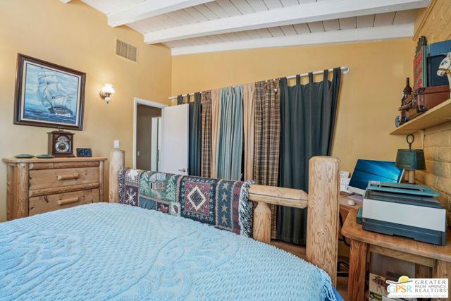 22950 Henry Road, Desert Hot Springs CA: https://media.crmls.org/mediaz/d12e4989-bf43-4800-a20d-223fed320977.jpg
