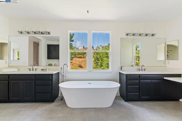 Image 26 of 51 For 5284 Hiddencrest Ct