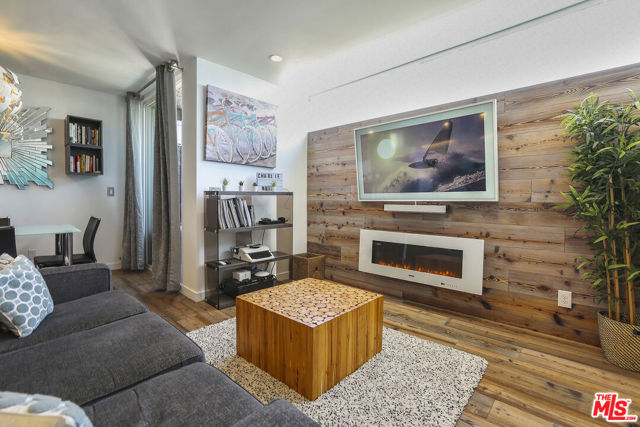 472 Rosecrans Avenue, Manhattan Beach, California 90266, 0 ,Residential Income,For Sale,Rosecrans,0,26830069