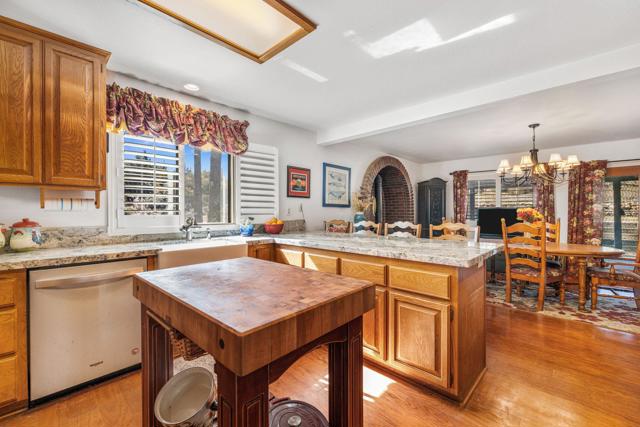 59371 Devils Ladder Road, Mountain Center CA: https://media.crmls.org/mediaz/d130ceb9-0ee5-4ca7-9c97-6875ebe3ec76.jpg