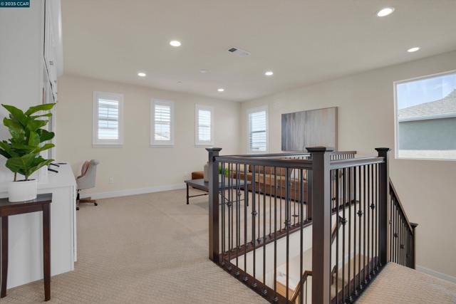 5498 Monte Vista Way, Antioch CA: https://media.crmls.org/mediaz/d13161f6-241d-4c7e-b21f-ce343de8eb23.jpg