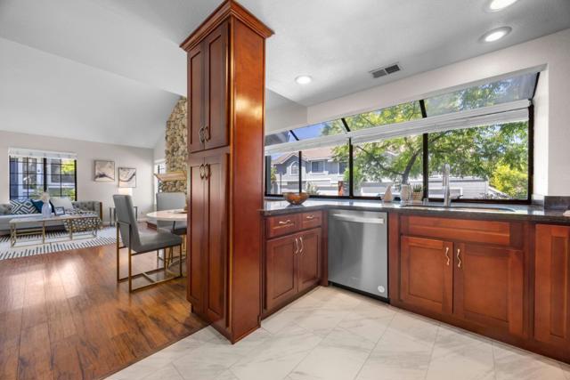 2784 Buena Point Court, San Jose CA: https://media.crmls.org/mediaz/d131ade9-61bd-4394-a305-4043bda27078.jpg