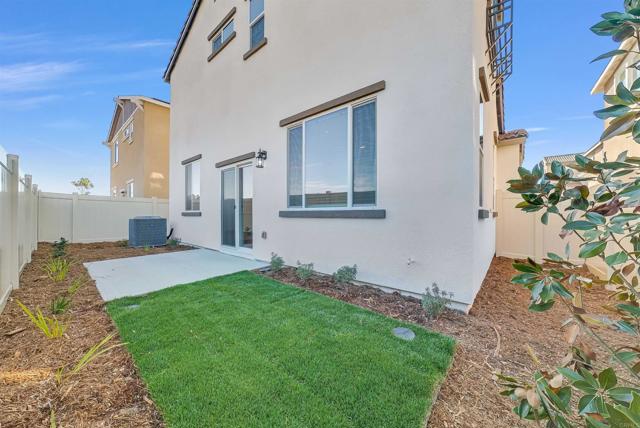 Detail Gallery Image 28 of 38 For 28386 via Solero, Temecula,  CA 92591 - 3 Beds | 2/1 Baths
