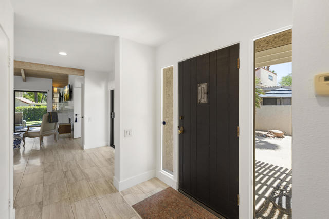 306 Forest Hills Drive, Rancho Mirage CA: https://media.crmls.org/mediaz/d1322e77-752d-4677-add7-88b34fef5b0b.jpg