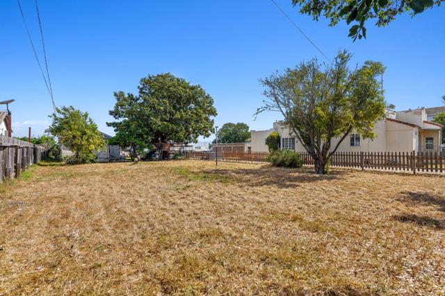 2022 Hitchcock Road, Salinas CA: https://media.crmls.org/mediaz/d13261fb-8c2e-4517-b2bc-6e196a6e95fe.jpg