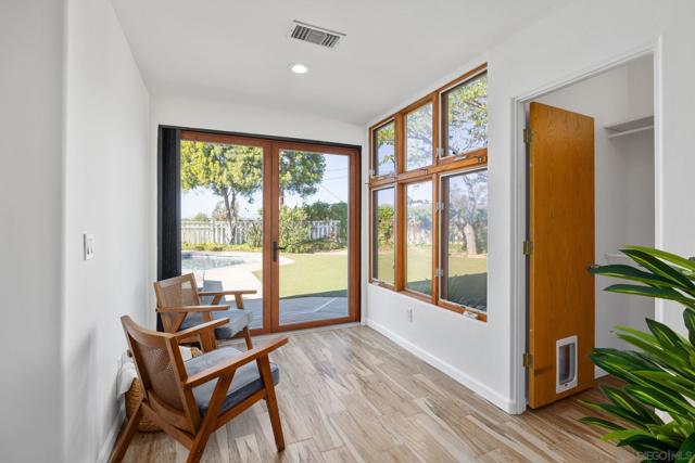 16334 Woodson View Rd, Poway CA: https://media.crmls.org/mediaz/d13352ac-76c7-4220-90c4-5329ebcf732f.jpg