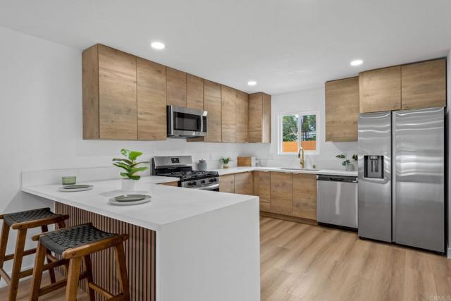 Detail Gallery Image 6 of 32 For 508 Village View Pl, Fallbrook,  CA 92028 - 3 Beds | 2 Baths