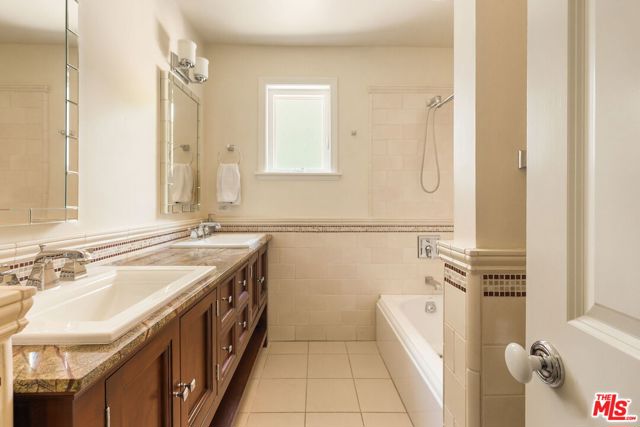 3411 Markridge Road, La Crescenta CA: https://media.crmls.org/mediaz/d1341299-4eae-4397-9914-c946d0cb4156.jpg