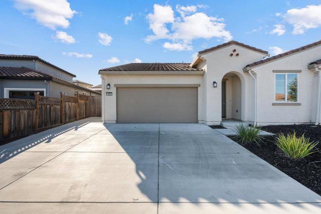 20 Hospital Road, Hollister CA: https://media.crmls.org/mediaz/d1349409-87f9-444c-bd44-7ae6c6924201.jpg