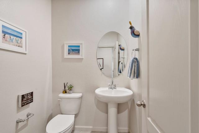 2141 Wildflower Drive, Hollister CA: https://media.crmls.org/mediaz/d134d40d-7f57-4c27-8f69-e1c549fc99d9.jpg