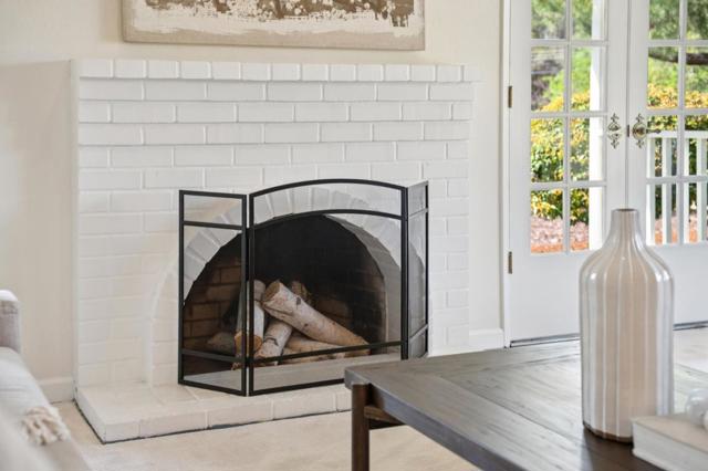 18074 Daves Avenue, Monte Sereno CA: https://media.crmls.org/mediaz/d134dd61-0b03-42b7-8b68-b9a3b9582734.jpg