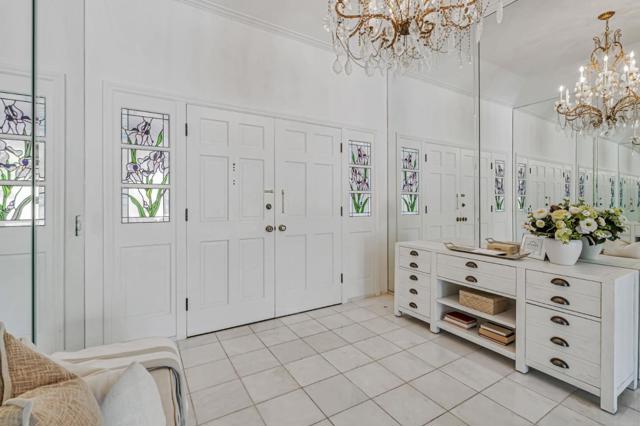 937 Parrott Drive, Hillsborough CA: https://media.crmls.org/mediaz/d134ef92-27e2-4a6a-82b3-92c6e3d51d1c.jpg