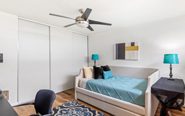 428 Sierra Madre S, Palm Desert CA: https://media.crmls.org/mediaz/d1366825-2e4c-45b1-9a62-65d61f886f63.jpg