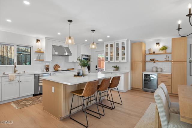 Detail Gallery Image 15 of 71 For 511 Beverly Cir, Camarillo,  CA 93010 - 4 Beds | 3 Baths