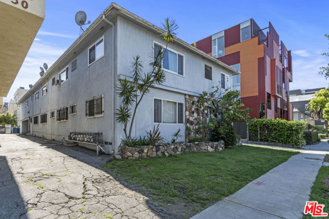 1146 North Formosa Avenue photo 4
