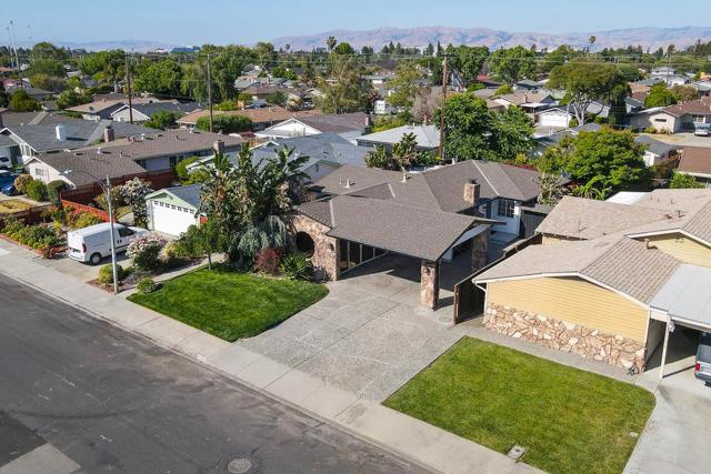 2189 Ventura Place, Santa Clara CA: https://media.crmls.org/mediaz/d139e195-80a3-4668-9a19-9fe59ca3c8a6.jpg