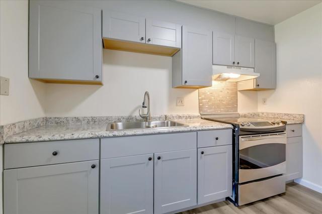 Image 11 of 38 For 6325 Dinamica Way