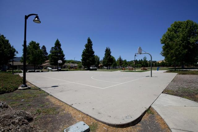 1250 Sunrise Drive, Gilroy CA: https://media.crmls.org/mediaz/d13acd9e-9119-4be5-9169-3e097913348c.jpg