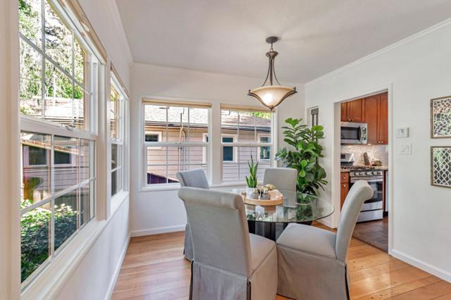 25 Overlake Court, Oakland CA: https://media.crmls.org/mediaz/d13af735-453f-46da-a745-144d691c56fa.jpg