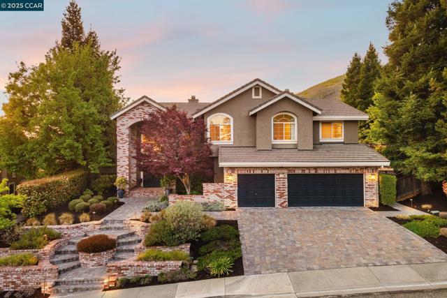 129 Alta Vista Way, Danville CA: https://media.crmls.org/mediaz/d13c5a73-521b-4070-83ce-2bc5bec26a19.jpg