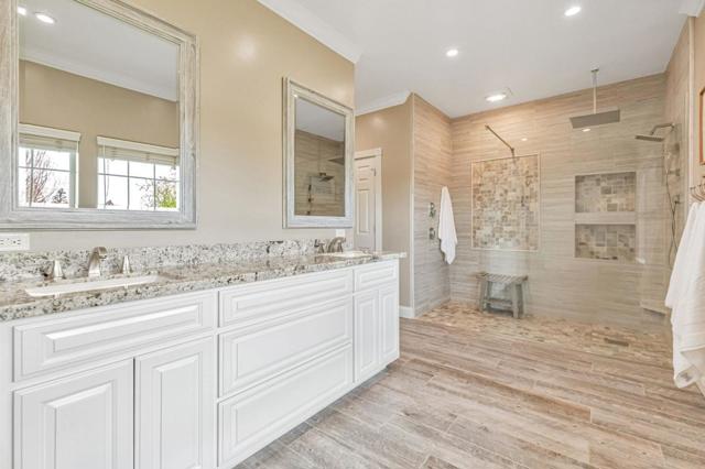 560 Tevis Trail, Hollister CA: https://media.crmls.org/mediaz/d13cbc45-c7c9-4222-9409-7cf7d78a3c81.jpg
