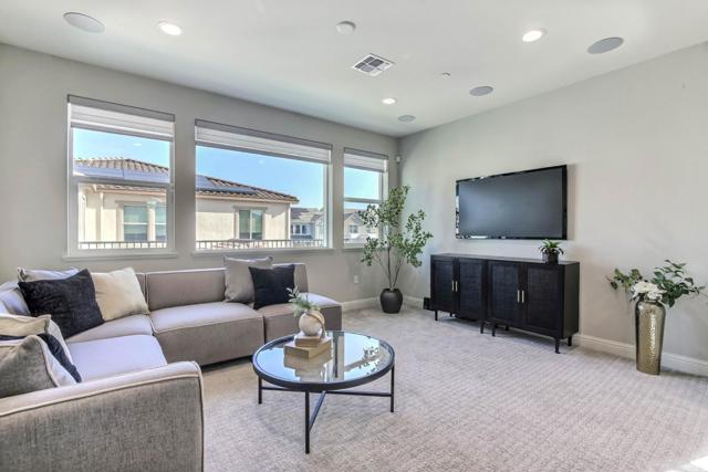 6736 Grasshopper Avenue, Newark CA: https://media.crmls.org/mediaz/d13d6c3b-eb49-4eb8-8e1c-e1700ddc0987.jpg