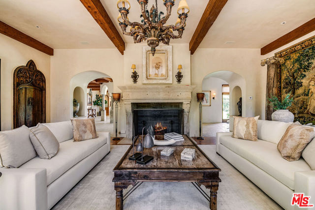 Drew Fenton | 1550 Amalfi Drive Pacific Palisades CA | MLS: 7401931