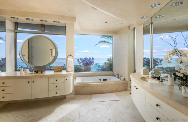 Image 25 of 48 For 5740 La Jolla Corona Drive