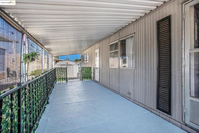 3301 Buchanan RD, Antioch CA: https://media.crmls.org/mediaz/d13eca1d-cc2f-4c66-aa1d-77ba9e691a5c.jpg