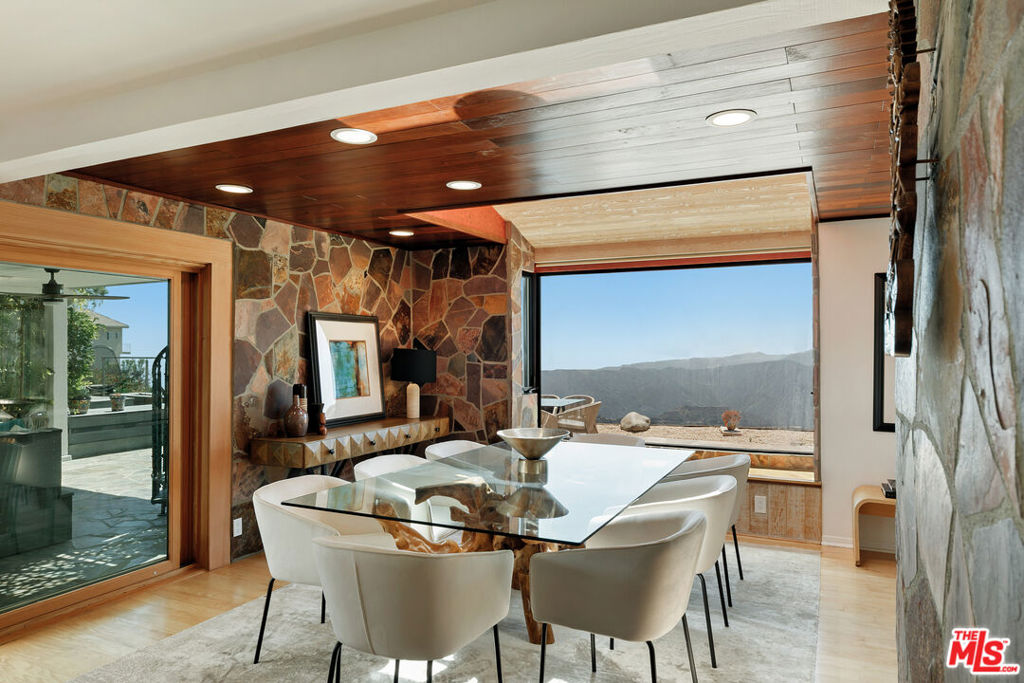 MLS #26860837 image #17