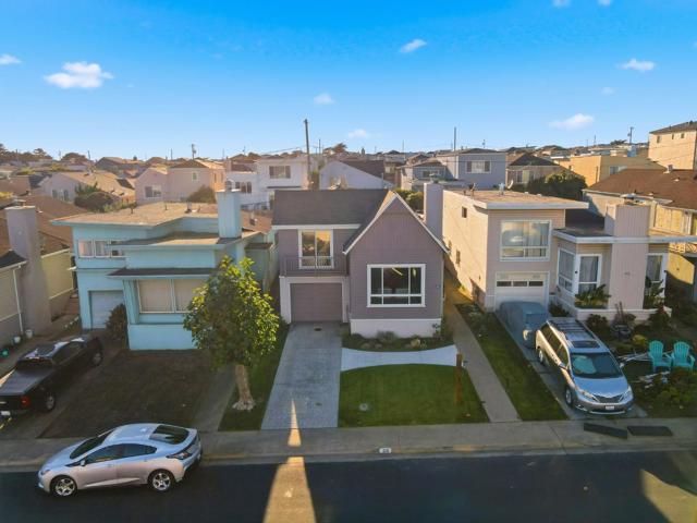 59 Weston Drive, Daly City CA: https://media.crmls.org/mediaz/d14060ea-3968-4f1e-a8db-938b78366e1b.jpg