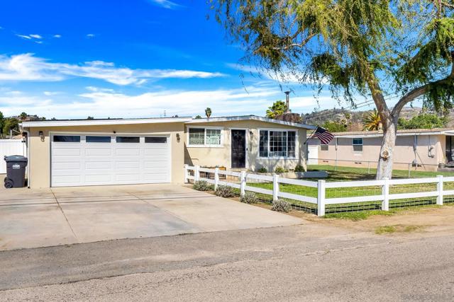 11638 Lakeside Ave, Lakeside, California 92040, 3 Bedrooms Bedrooms, ,1 BathroomBathrooms,Single Family Residence,For Sale,Lakeside Ave,250019905SD