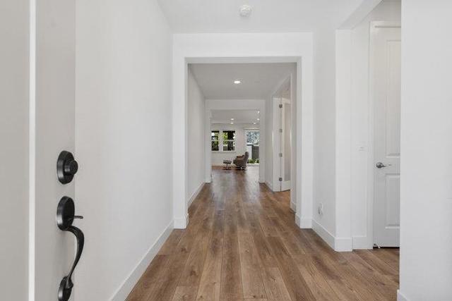 2008 White Oak Drive, Hollister CA: https://media.crmls.org/mediaz/d1432617-3b1e-45a0-ac9a-7860bc4b2696.jpg