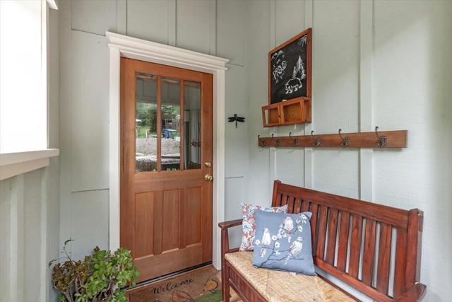 19140 Laurel Drive, Los Gatos CA: https://media.crmls.org/mediaz/d145764c-5ac6-4483-a14f-3c1b75c96df1.jpg