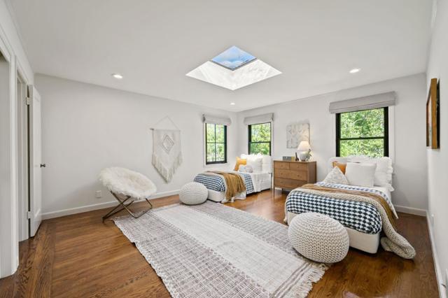 670 Edgewood Road, San Mateo CA: https://media.crmls.org/mediaz/d145ffe2-9ee3-4bad-ba73-adb79d912720.jpg