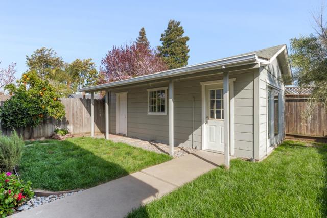 710 5th Ave, Redwood City CA: https://media.crmls.org/mediaz/d146706e-ad7f-4f3e-bb11-8ecb8d2607f6.jpg