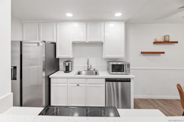 Image 10 of 39 For 1810 El Camino Real 101