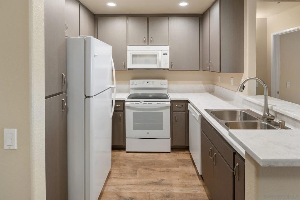580 Camino De La Reina - photo 17
