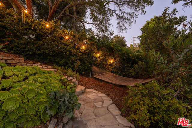 1117 N Avenue 64, Los Angeles CA: https://media.crmls.org/mediaz/d147270d-20f3-40b6-b65e-3d9e7d1966ab.jpg