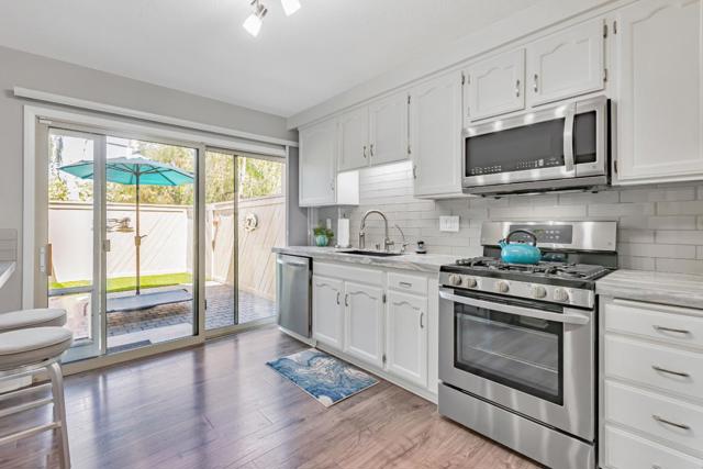 4337 Lake Santa Clara Drive, Santa Clara CA: https://media.crmls.org/mediaz/d147acd0-57a8-4372-99c2-9c89c2b8eb85.jpg