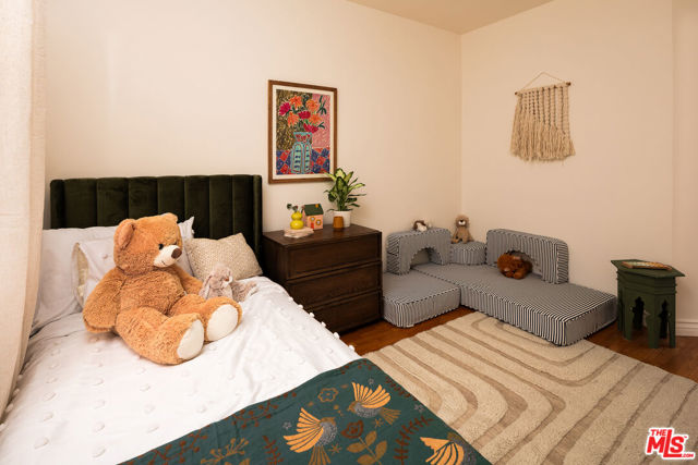 2646 Rich Street photo 16